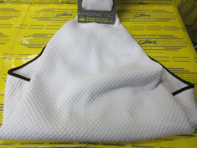 STICKIT Magnetic Towel-White