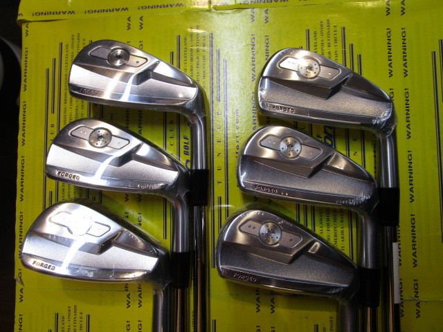 ONOFF FORGED KURO（2025）