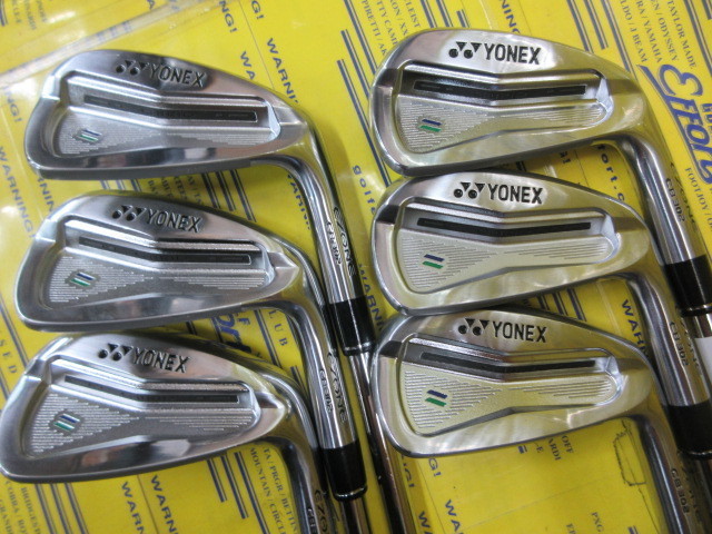 ヨネックス<br>E-ZONE CB-302 Forged