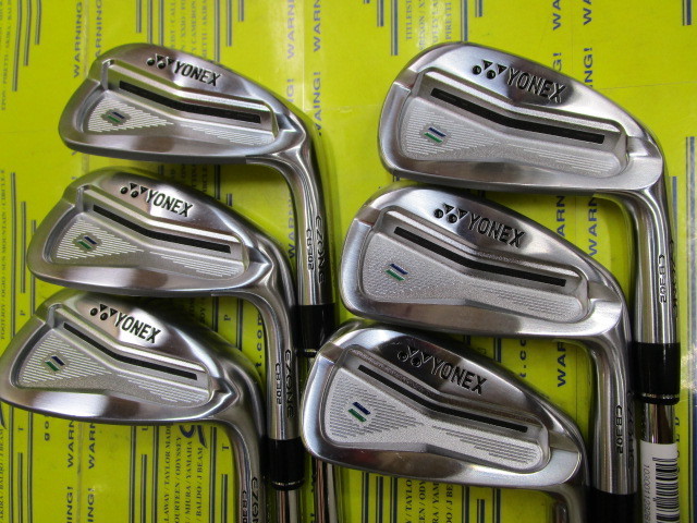 ヨネックス<br>E-ZONE CB-302 Forged