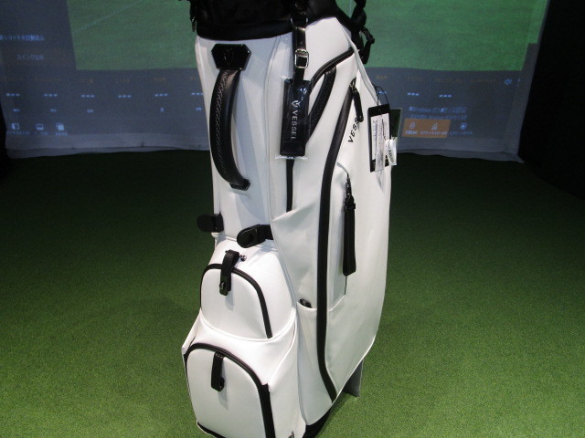 PLAYER 6.0 PRO Stand White(SingleStrap)